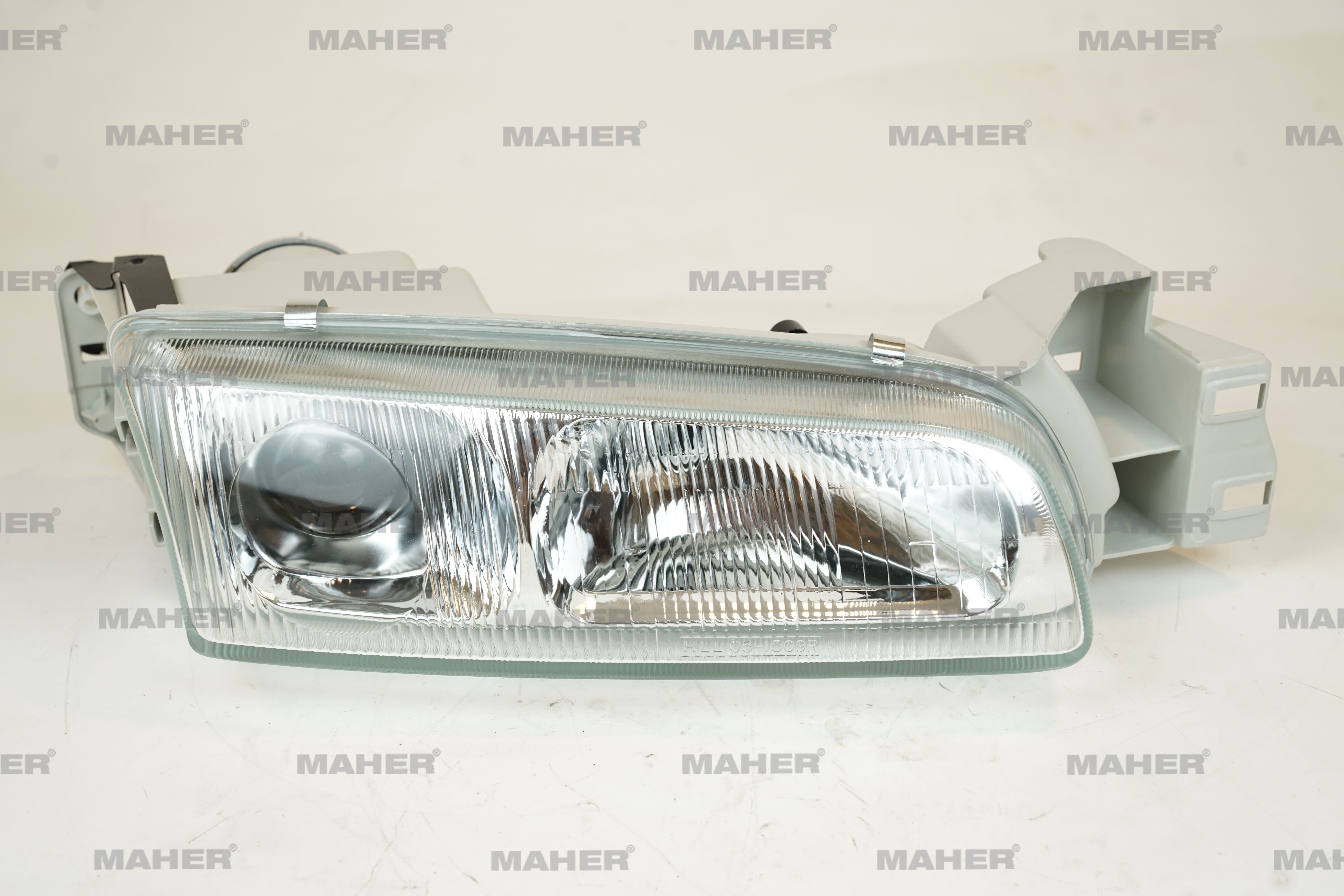 Mazda 626 Sağ Aydınlatma 1992-1997 Mazda 626 Sağ Aydınlatma 1992-1997
